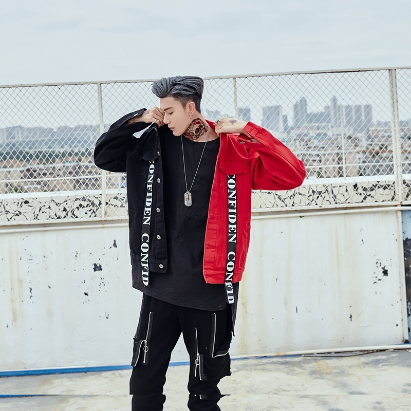 Streetwea Men Black Red Patchwork printed Jeans Jackets Washed Distressed Letter Ribbon Hip Hop Men motorcycle Denim Jacket 201218