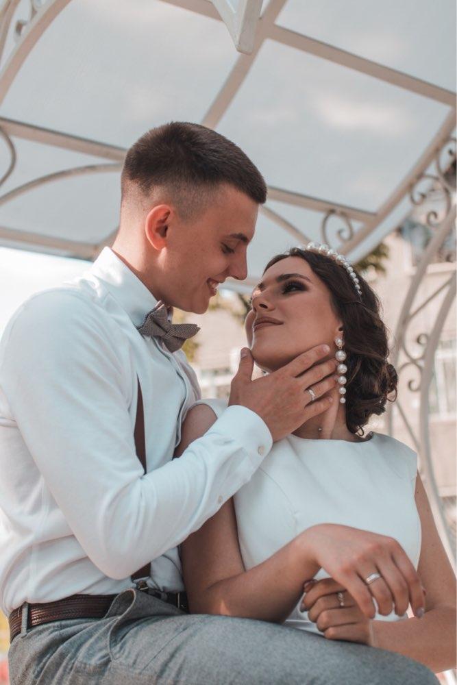 Boho Satin Dresses A-Line Scoop With Plunging Back Robe Mariage Femme Sweep Train Bodice Bridal Dress Wedding Gowns P50 0510