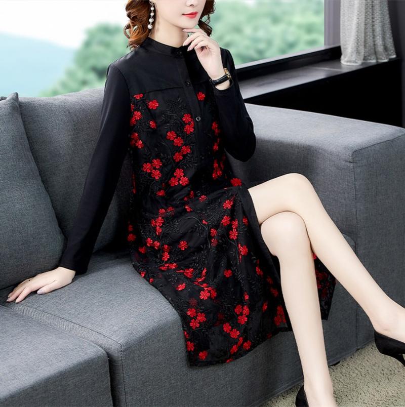 New Spring Vintage Red Floral Embroidery Plus Size Trench Autumn Classic Casual Midi Coat Elegant Bodycon Women Long Windbreaker, As show
New Spring Vintage Red Floral Embroidery Plus Size Trench Autumn Classic Casual Midi Coat Elegant Bodycon Women Long Windbreaker, As show