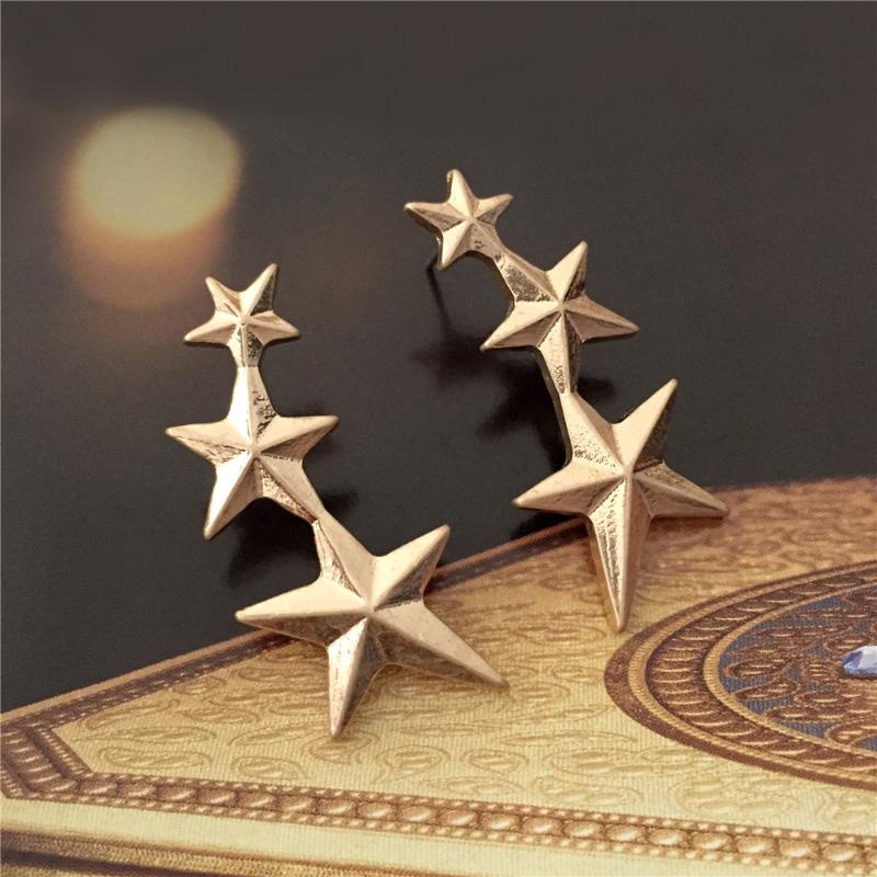 2020 Fashion Classic Gold Color Twisted Love Knot Stud Earrings For Women Simple Geometric Small Earrings Wedding Bridal Jewelry
2020 Fashion Classic Gold Color Twisted Love Knot Stud Earrings For Women Simple Geometric Small Earrings Wedding Bridal Jewelry