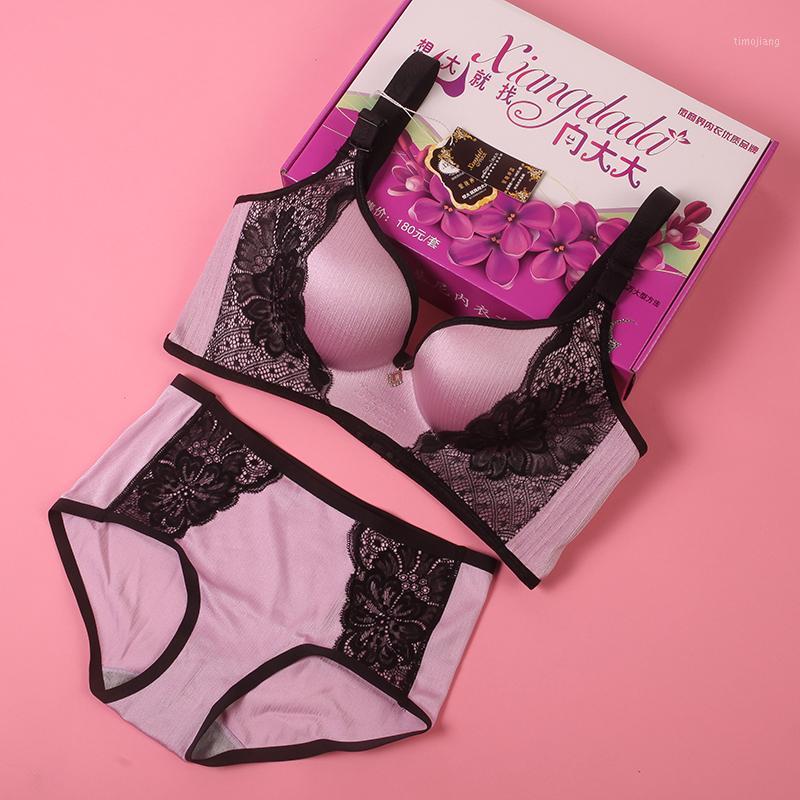 1 Bra 1underwear Seamless Push-up Bra Racerback Loading 3D foam Sexy Women's Underwear suit pack Female Lingeries Sports set1, Champagne
1 Bra 1underwear Seamless Push-up Bra Racerback Loading 3D foam Sexy Women's Underwear suit pack Female Lingeries Sports set1, Champagne