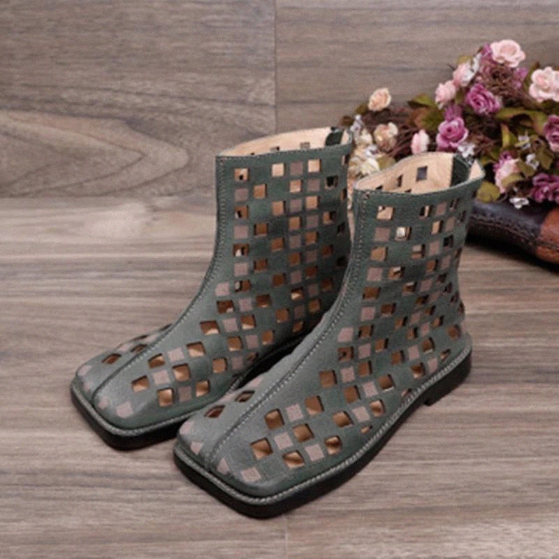 Single shoes women 2020 spring summer new leather low heel retro square head frosted women's shoes national style cool boots #uw98, Black
Single shoes women 2020 spring summer new leather low heel retro square head frosted women's shoes national style cool boots #uw98, Black
