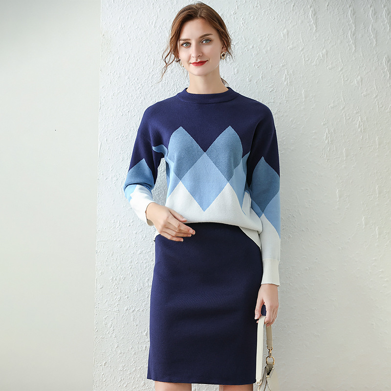 2021 New Women's Standard Cut Assemblies Diamond Neck Full Length Sleeves Knitted Sweater Elastic Waist at Knee Height Skirt RS4W, Sapphire.
2021 New Women's Standard Cut Assemblies Diamond Neck Full Length Sleeves Knitted Sweater Elastic Waist at Knee Height Skirt RS4W, Sapphire.