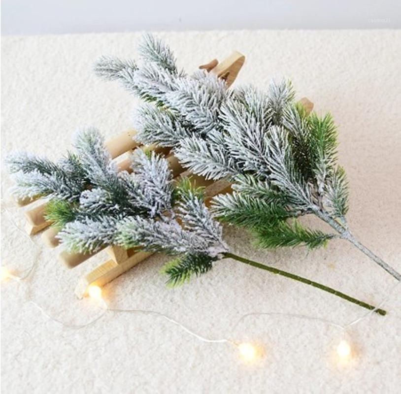 Artificial Cedar Snow Pine Branches Christmas tree Wedding Decorations Xmas DIY desktop Living Room Home Kitchen Faux Plants1
Artificial Cedar Snow Pine Branches Christmas tree Wedding Decorations Xmas DIY desktop Living Room Home Kitchen Faux Plants1