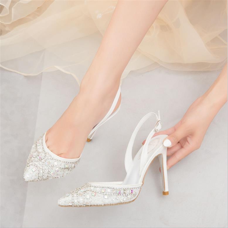 Gorgeous 2021 Designer Wedding Bride Shoes Luxury Crystals Beaded High Heel Women Shoes Pointed Toe Ankle Buckle Lady Female Sandals AL7912, White
Gorgeous 2021 Designer Wedding Bride Shoes Luxury Crystals Beaded High Heel Women Shoes Pointed Toe Ankle Buckle Lady Female Sandals AL7912, White
