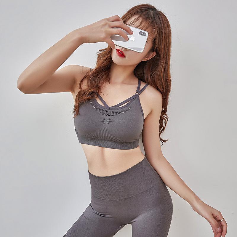 Women Yoga Sets Yoga Bra and High Waist Sport Leggings Gym Set Clothes Workout Sports Suit Fitness Top Shirt suit, Gray
Women Yoga Sets Yoga Bra and High Waist Sport Leggings Gym Set Clothes Workout Sports Suit Fitness Top Shirt suit, Gray