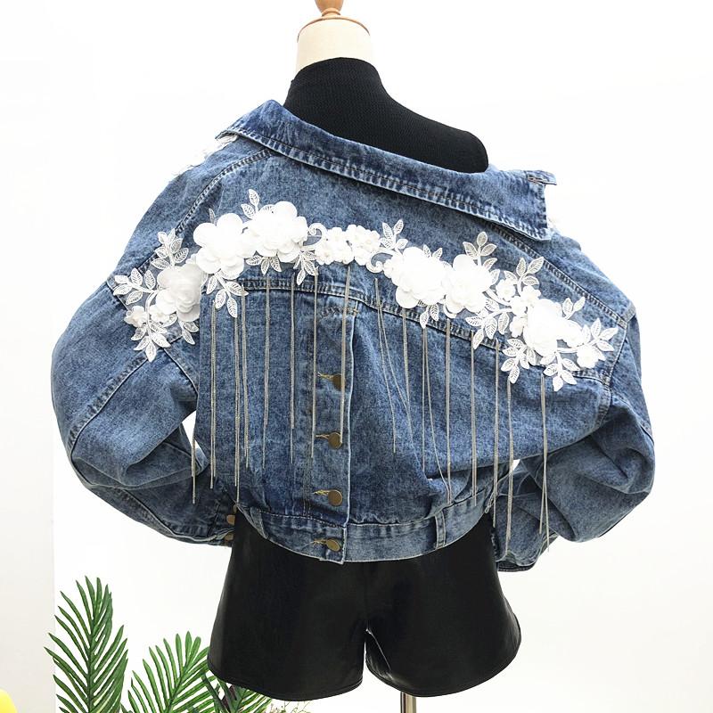 Heavy beaded three-dimensional flowers Autumn Chains Tassel Pendant Coat Washed Blue Single Breasted Denim Coat
Heavy beaded three-dimensional flowers Autumn Chains Tassel Pendant Coat Washed Blue Single Breasted Denim Coat
