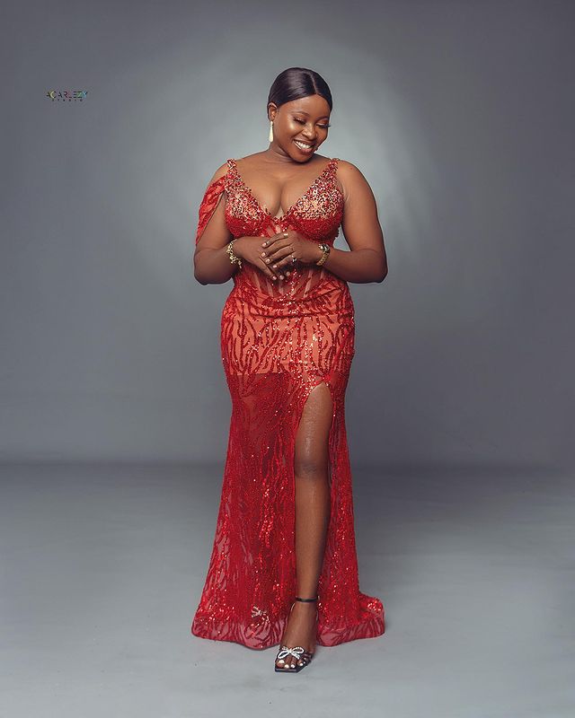 2022 Plus Size Arabic Aso Ebi Red Sparkly Mermaid Prom Dresses Beaded Sheer Neck Evening Formal Party Second Reception Birthday Engagement Gowns Dress