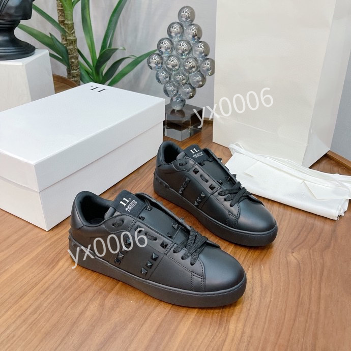 2022 Modern Graffiti Calfskin Nappa Daymaster 35-41 Sneakers Shoes Lightweight Runner Sports Super-flex Rubber Soles Outdoor Trainers Party Wedding yh211108, Choose the color
2022 Modern Graffiti Calfskin Nappa Daymaster 35-41 Sneakers Shoes Lightweight Runner Sports Super-flex Rubber Soles Outdoor Trainers Party Wedding yh211108, Choose the color