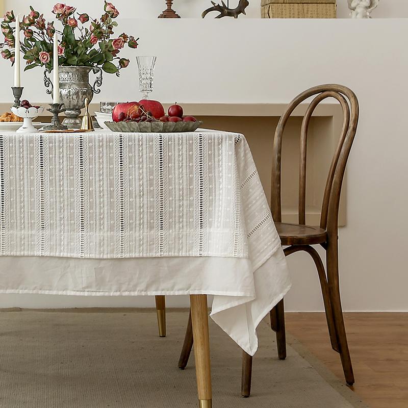 Embroidered tablecloth white idyllic striped jacquard lace tablecloth wedding decoration
Embroidered tablecloth white idyllic striped jacquard lace tablecloth wedding decoration
