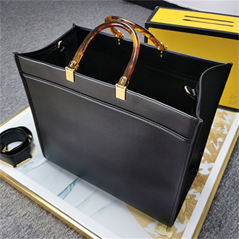 Sunshine Totes Designer big Bags Women handbags Crossbody Bag Top Quality Genuine Leather handbag Removable Strap Large Capacity, Color 4
Sunshine Totes Designer big Bags Women handbags Crossbody Bag Top Quality Genuine Leather handbag Removable Strap Large Capacity, Color 4