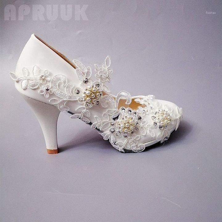 Luxury ivory lace crystal wedding shoes bride handmade plus size platforms slip-on ladies girl party dancing bridal banquet shoe1
Luxury ivory lace crystal wedding shoes bride handmade plus size platforms slip-on ladies girl party dancing bridal banquet shoe1