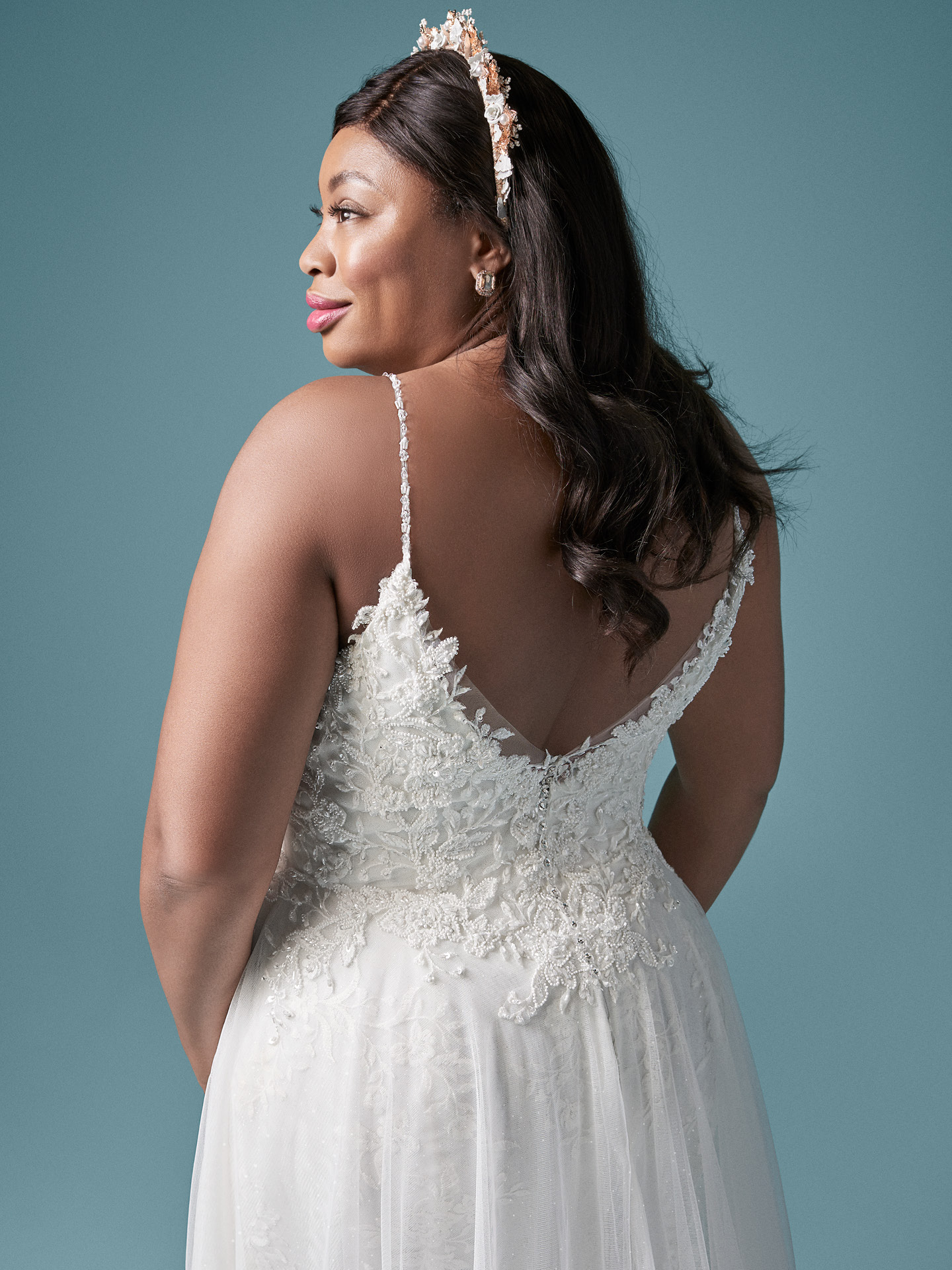 Beaded Plus Stunning Size Lace Wedding Dresses Sheer Deep V Neck A Line Backless Bridal Gowns Sweep Train Robe De Marie