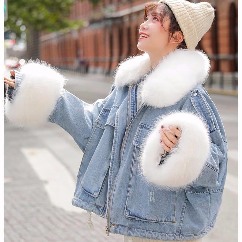 Make winter han edition loose thickening heavy hair plush bladder led cowboy parties overcome female cotton short coat
Make winter han edition loose thickening heavy hair plush bladder led cowboy parties overcome female cotton short coat