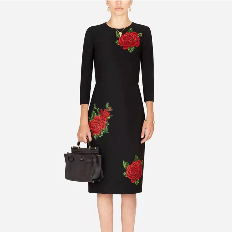 Spring Track New Retro Ethnic Style Embroidered Long-sleeved Flowers with Fine Temperament of High Quality Women's Clothes Fb44, Black
Spring Track New Retro Ethnic Style Embroidered Long-sleeved Flowers with Fine Temperament of High Quality Women's Clothes Fb44, Black