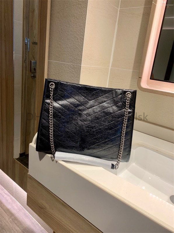 Designer Luxury Handbags Purses Women Shoulder Bags Plain Letter Diamond Lattice Pleated Chains Open Casual high quality Totes bags
Designer Luxury Handbags Purses Women Shoulder Bags Plain Letter Diamond Lattice Pleated Chains Open Casual high quality Totes bags