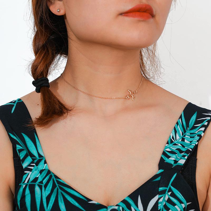 Brling New 2020 Fashion ins vintage Chain Pendant Choker Natural simple bird dove Necklace for women Girls Gifts Party
Brling New 2020 Fashion ins vintage Chain Pendant Choker Natural simple bird dove Necklace for women Girls Gifts Party