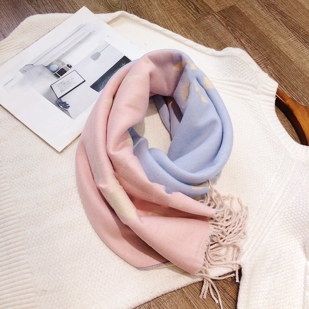 Winter Gradient Fashion Silk Scarf New Arrival Man Womens Shawl Scarf 3 Style Letters Scarves Size 60-190cm Top Quality, Blue;gray
Winter Gradient Fashion Silk Scarf New Arrival Man Womens Shawl Scarf 3 Style Letters Scarves Size 60-190cm Top Quality, Blue;gray