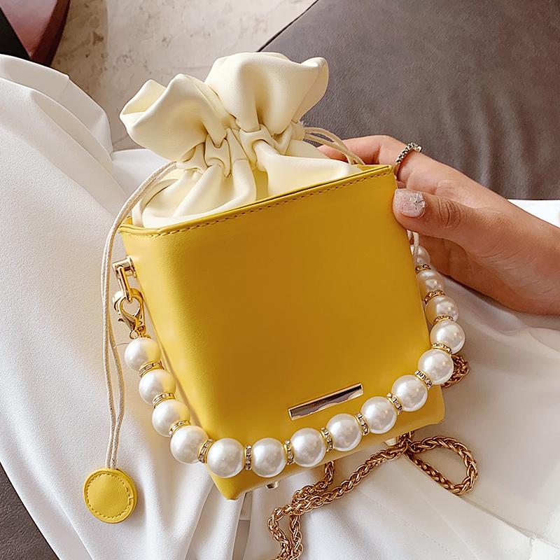 Fashion Purple Pearl Chain Shoulder Bag Bucket Bag Luxury Handbags Women Bags Designer Sac A Main Crossbody Bags For Women, Black
Fashion Purple Pearl Chain Shoulder Bag Bucket Bag Luxury Handbags Women Bags Designer Sac A Main Crossbody Bags For Women, Black