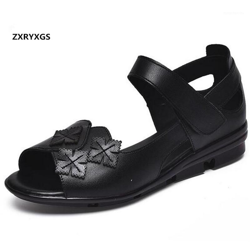 Top Cowhide Mother Sandals Light Soft Comfort Leather Sandals Woman Shoes Flat 2020 Plus Size Summer Fashion1, Black
Top Cowhide Mother Sandals Light Soft Comfort Leather Sandals Woman Shoes Flat 2020 Plus Size Summer Fashion1, Black
