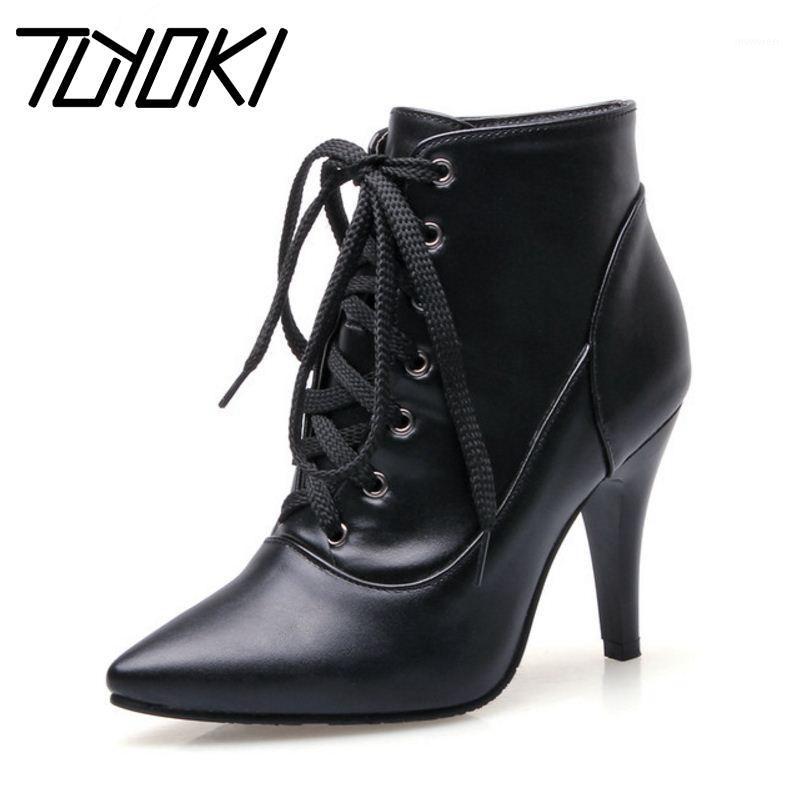 Tuyoki Plus Size 32-48 Winter High Heels Ankle Boots Women Cross Strap Sexy Pointed Toe Office Lady Shoes Warm Black Footwear1
Tuyoki Plus Size 32-48 Winter High Heels Ankle Boots Women Cross Strap Sexy Pointed Toe Office Lady Shoes Warm Black Footwear1
