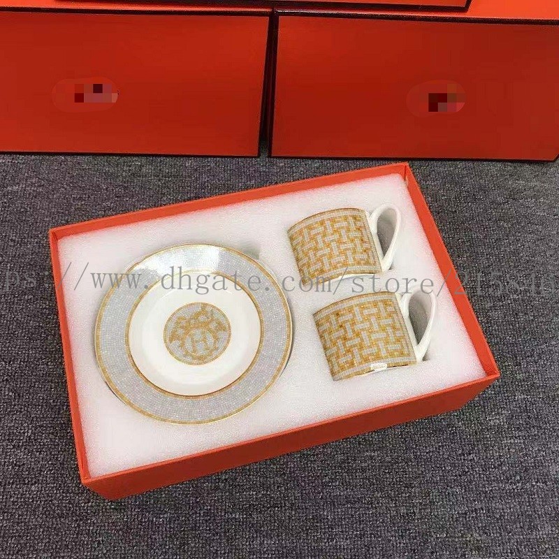 NEW Porcelain coffee cup and saucer bone china coffee set mark mosaic design outline in gold tea cup and saucer set saucer set
NEW Porcelain coffee cup and saucer bone china coffee set mark mosaic design outline in gold tea cup and saucer set saucer set