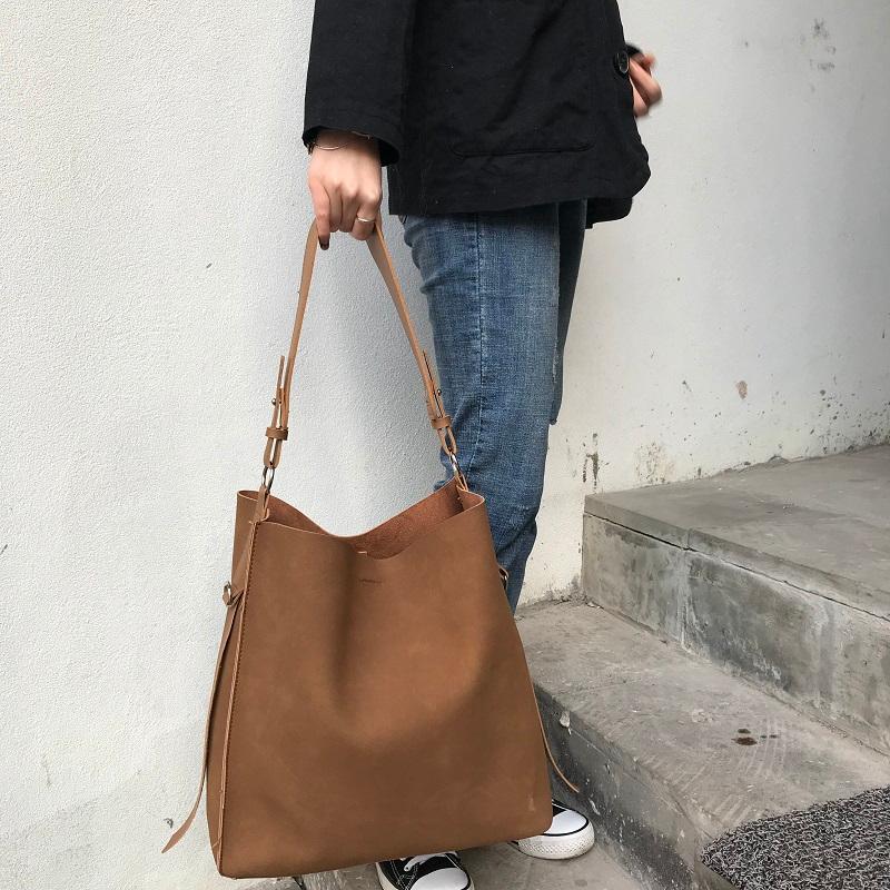 Vintage Women Shoulder Bags Large Capacity Quality Matte Leather Ladies Purses And Handbags Female Big Totes Crossbody Bag, Brown
Vintage Women Shoulder Bags Large Capacity Quality Matte Leather Ladies Purses And Handbags Female Big Totes Crossbody Bag, Brown