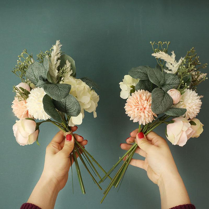 NEW hand flowers made with Eucalyptus leaves+grass and artificial flowers, wedding home decor flores
NEW hand flowers made with Eucalyptus leaves+grass and artificial flowers, wedding home decor flores