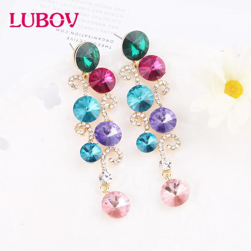 2020 New Arrival Artificial Rhinestone Inlaid Golden Metal Pendant Dangle Earrings Carved Water Drip Shape Drop Earrings1
2020 New Arrival Artificial Rhinestone Inlaid Golden Metal Pendant Dangle Earrings Carved Water Drip Shape Drop Earrings1