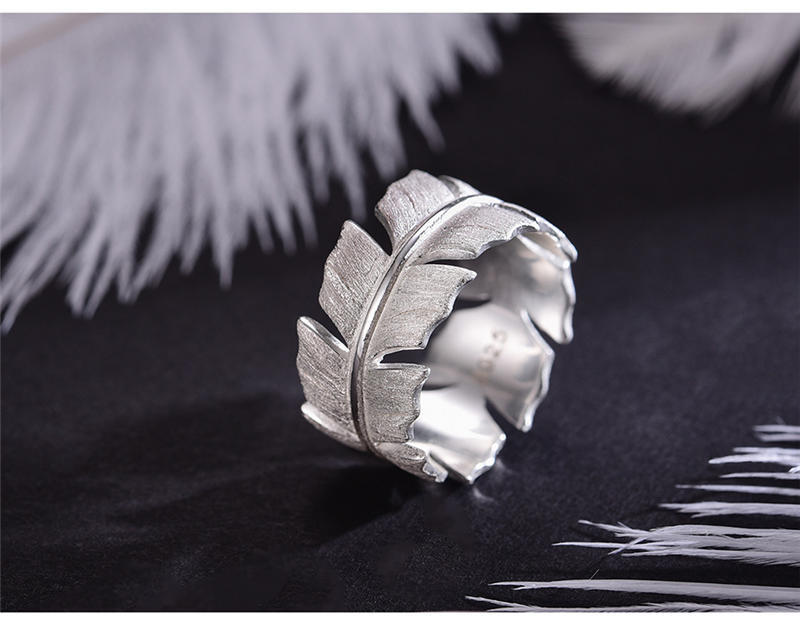 Original Handmade Designer Jewelry S925 Sterling Silver Natural Elegant Soft Feather Rings for Women two colors
Original Handmade Designer Jewelry S925 Sterling Silver Natural Elegant Soft Feather Rings for Women two colors