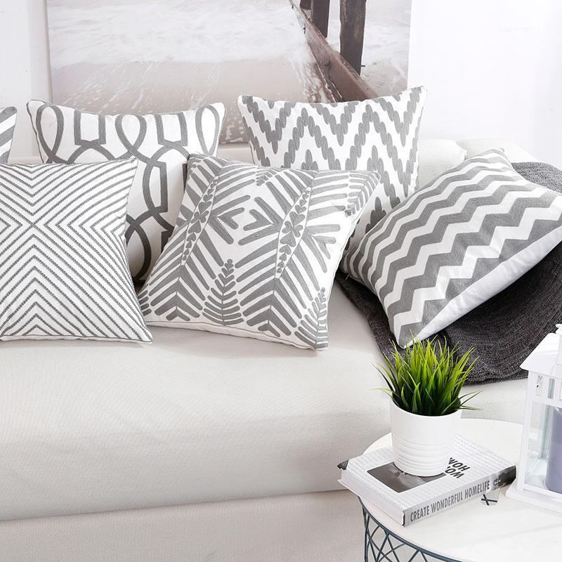 Decorative Embroidered Cushion Covers Pillowcase Luxury Sofa Throw Pillows Pink Geometric Decoration Car 45*45cm 406331, 40557-008
Decorative Embroidered Cushion Covers Pillowcase Luxury Sofa Throw Pillows Pink Geometric Decoration Car 45*45cm 406331, 40557-008