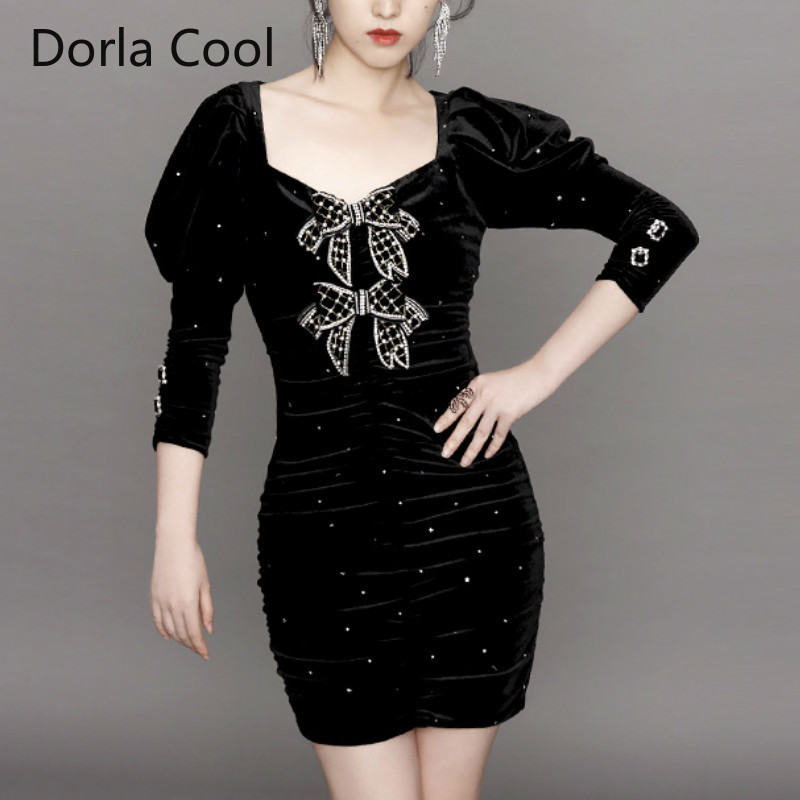 Female Runway European Velvet Dress Thin Mini Diamonds Shredded Arches Dressed in Retro Sleeves Puff Long Dresses of the Lady Vubi, Black
Female Runway European Velvet Dress Thin Mini Diamonds Shredded Arches Dressed in Retro Sleeves Puff Long Dresses of the Lady Vubi, Black