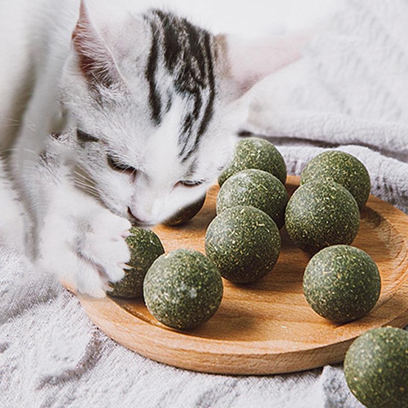 1pcs Natural Catnip Toy Ball Cat Catnip Treat Balls Edible Treating Cleaning Teeth Improving Wool Toy Ball Rotating
1pcs Natural Catnip Toy Ball Cat Catnip Treat Balls Edible Treating Cleaning Teeth Improving Wool Toy Ball Rotating