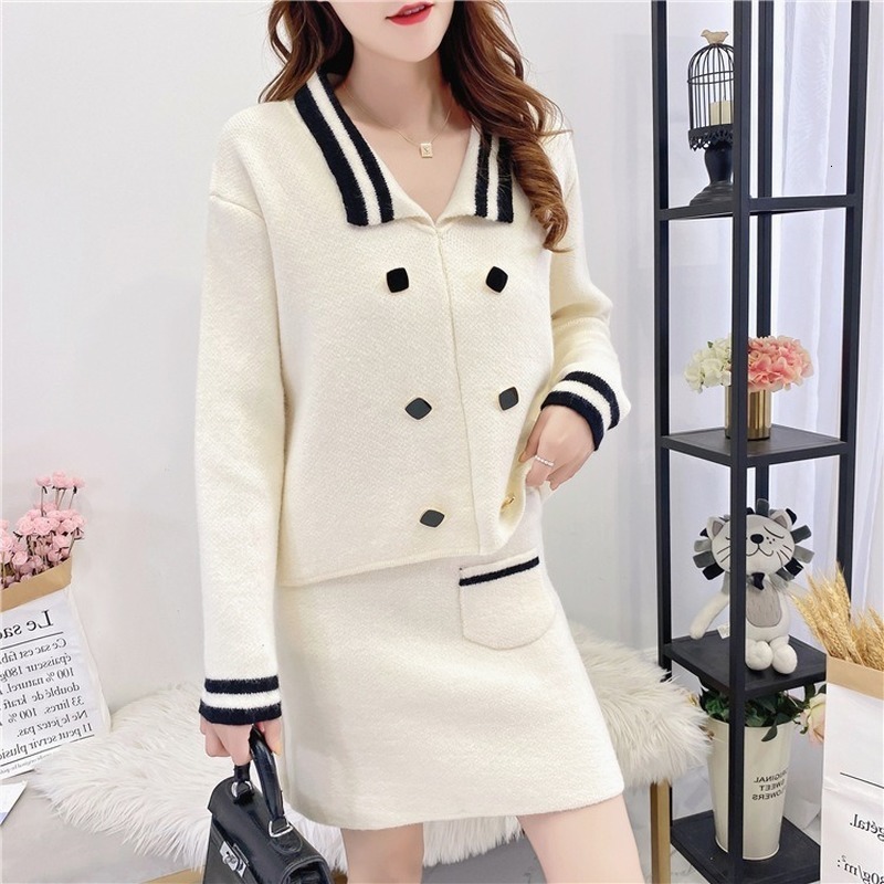 2021 New Korean style short fragrance tender feminine temperament age-reducing amendment sweater bag hip skirt two parts set OX6M, Black.
2021 New Korean style short fragrance tender feminine temperament age-reducing amendment sweater bag hip skirt two parts set OX6M, Black.