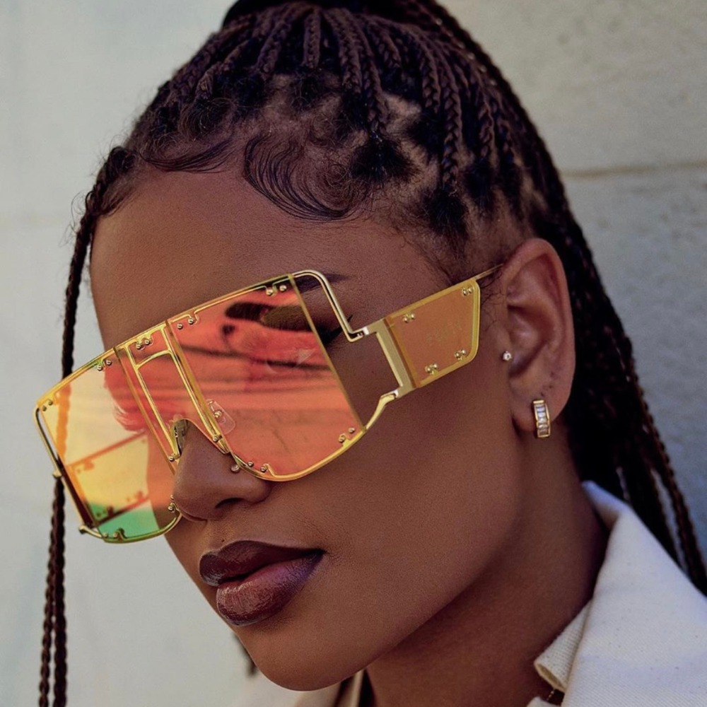 Fashion Glasses New Trendy Custom Logo Promotion Women Oversized Sunglasses 2020 Vintage Retro Square Mens Sun Glasses, White;black
Fashion Glasses New Trendy Custom Logo Promotion Women Oversized Sunglasses 2020 Vintage Retro Square Mens Sun Glasses, White;black