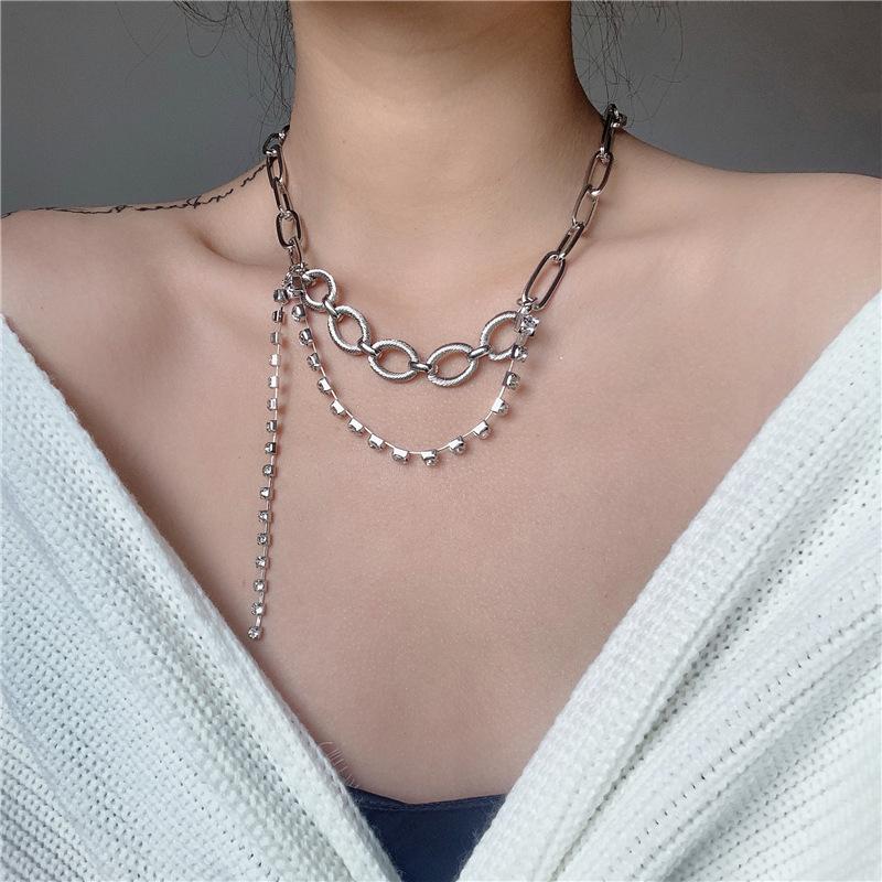Minimalist Hollow Chunky Cuban Chain Necklaces for Women Gold Color Wide Curb Link Rhinestones Layered Chokers Necklace Jewelry
Minimalist Hollow Chunky Cuban Chain Necklaces for Women Gold Color Wide Curb Link Rhinestones Layered Chokers Necklace Jewelry