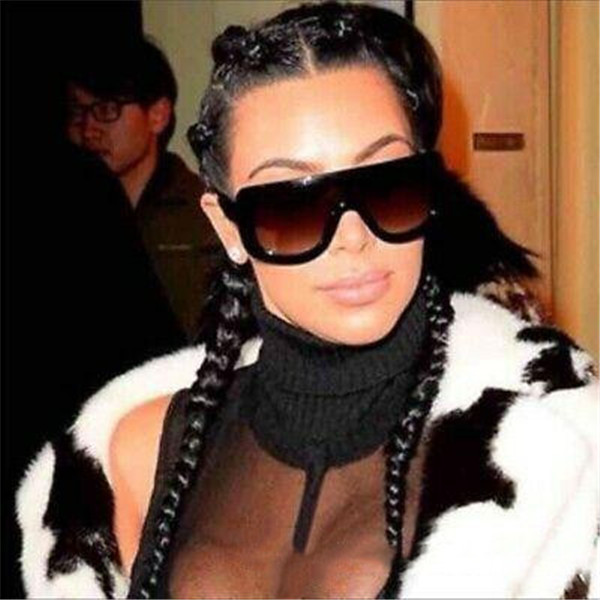 2020 NEW WOMENS OVERSIZE black/grey shaded (807/N6) Sunglasses SQUARE SUNGLASSES Men Glasses Women Sunglasses UV400 with box
2020 NEW WOMENS OVERSIZE black/grey shaded (807/N6) Sunglasses SQUARE SUNGLASSES Men Glasses Women Sunglasses UV400 with box