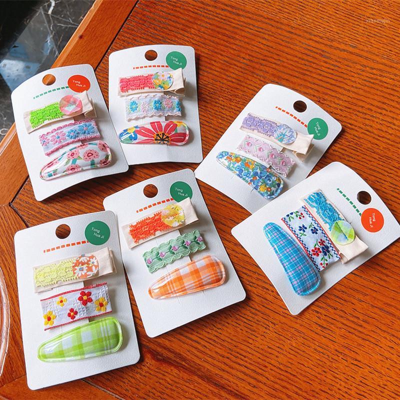 3 Pcs New Ethnic Style Simple Cute Embroidered Flower BB Clip Sweet Girl Children Fashion Print Lattice Hairpins Hair Accessorie1 
3 Pcs New Ethnic Style Simple Cute Embroidered Flower BB Clip Sweet Girl Children Fashion Print Lattice Hairpins Hair Accessorie1