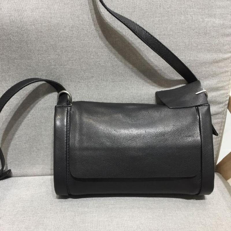 Boston Small Shoulder Bags Cowhide Leather Messenger Bag Designer Brand Black Women Handbags Purse Clutch
Boston Small Shoulder Bags Cowhide Leather Messenger Bag Designer Brand Black Women Handbags Purse Clutch