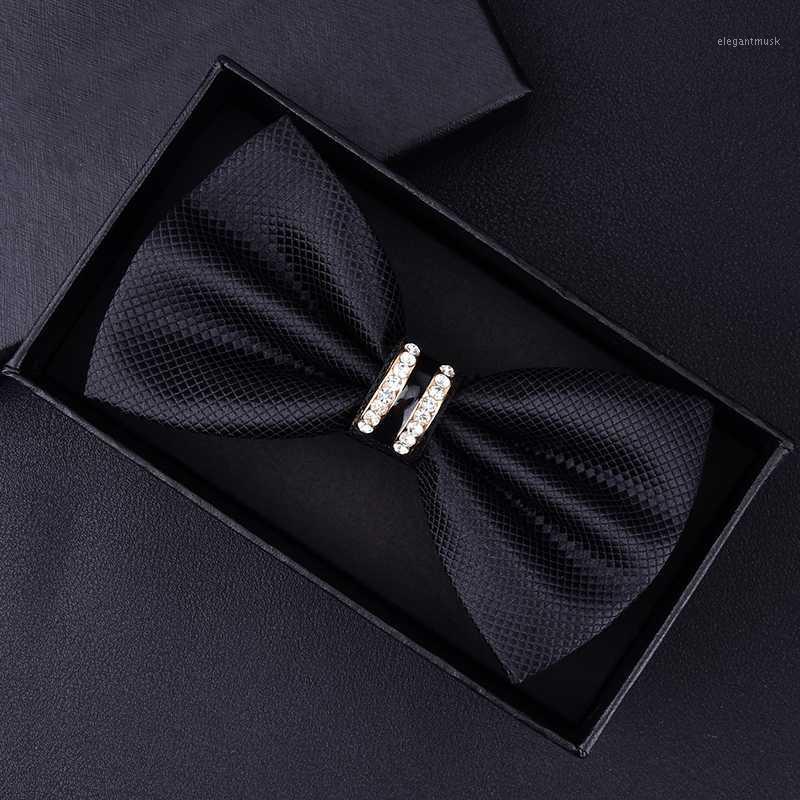 Neck Ties 1Piece Bling Crystal Metal Decoration 16 Colour Bow Tie Butterfly Knot Men's Accessories Wedding Party Banquet Club Business1
Neck Ties 1Piece Bling Crystal Metal Decoration 16 Colour Bow Tie Butterfly Knot Men's Accessories Wedding Party Banquet Club Business1