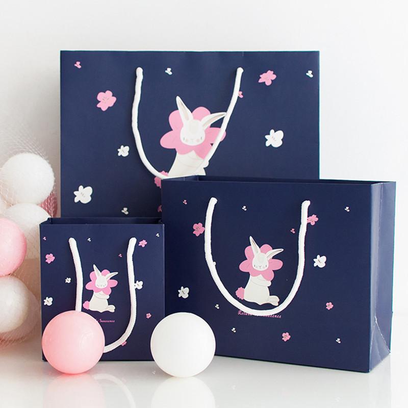 Gift Wrap 5pcs/lot Christmas Present Box For Clothes Books Packaging Paper Bags Kraft Bag Wedding Party Deco
Gift Wrap 5pcs/lot Christmas Present Box For Clothes Books Packaging Paper Bags Kraft Bag Wedding Party Deco