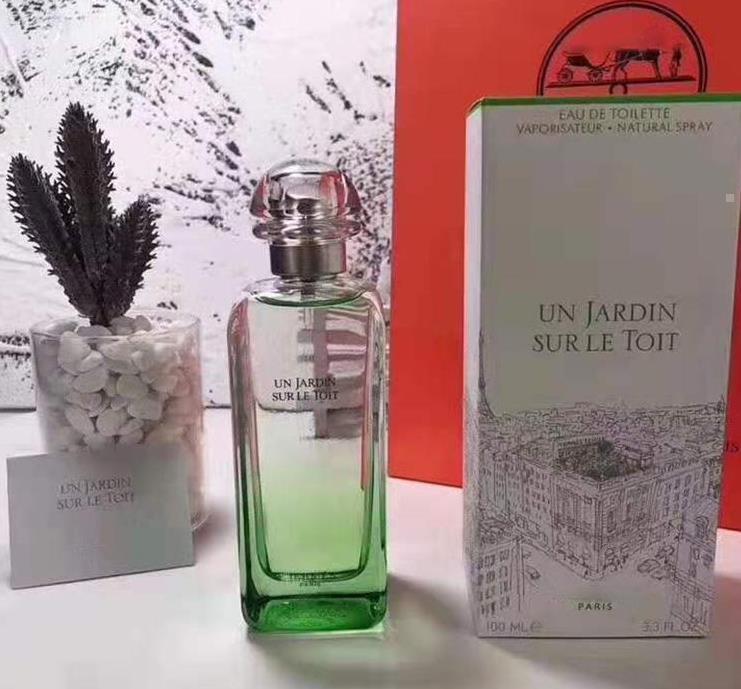 2021 Newest A++++ Quality perfumes c UN JARDIN SUR LE TOIT perfume EDT best quality 100ml Long lasting and pleasant fragrance spray perfume
2021 Newest A++++ Quality perfumes c UN JARDIN SUR LE TOIT perfume EDT best quality 100ml Long lasting and pleasant fragrance spray perfume