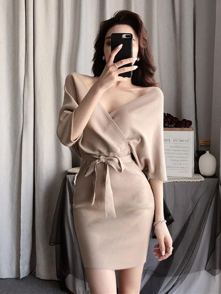Casual Dresses Slim Temperament Khaki V-neck Batwing Sleeve High Waist Knitted Wrap Hip Dress Women Mini Vintage Sexy Vestido Feminino Fashi, Black;gray
Casual Dresses Slim Temperament Khaki V-neck Batwing Sleeve High Waist Knitted Wrap Hip Dress Women Mini Vintage Sexy Vestido Feminino Fashi, Black;gray