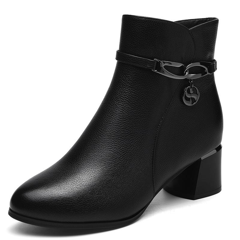 Women Shoes Square High Heels Genuine Leather Boots British Style New Trend Autumn Winter Plus Velvet Short Boots M0003, Women shoes boots
Women Shoes Square High Heels Genuine Leather Boots British Style New Trend Autumn Winter Plus Velvet Short Boots M0003, Women shoes boots