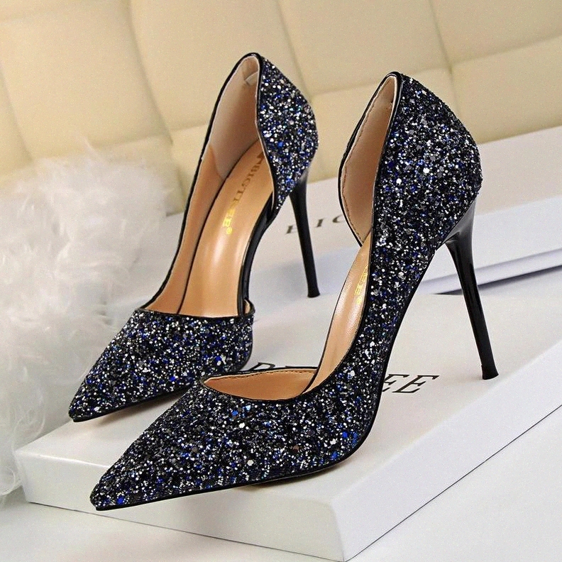 Women Pumps Shoes Sequin Cloth Pointed High Heels Women Shoes Gold Silver Wedding Sexy Heels Party Stiletto #O05H, Black
Women Pumps Shoes Sequin Cloth Pointed High Heels Women Shoes Gold Silver Wedding Sexy Heels Party Stiletto #O05H, Black