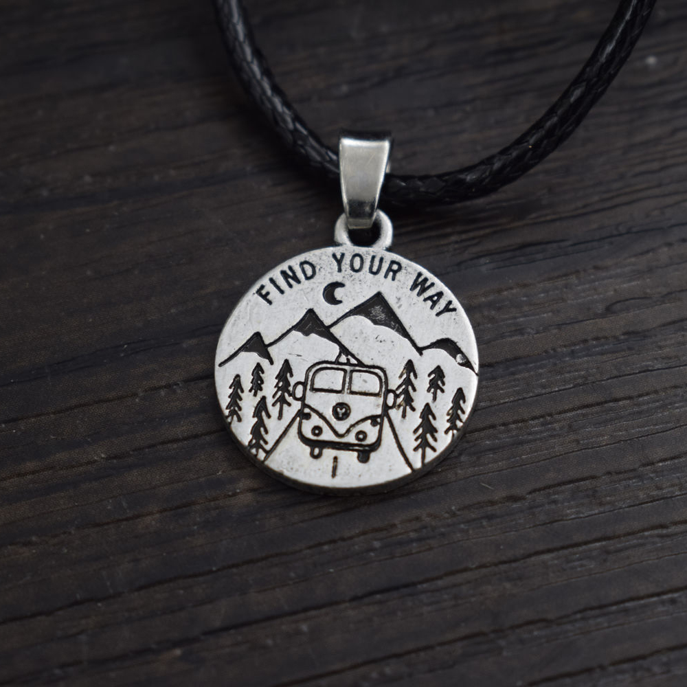 SanLan 20pcs Lovely Camping pendant find your way charm pine tree necklace the mountains moon nature jewelry J1218
SanLan 20pcs Lovely Camping pendant find your way charm pine tree necklace the mountains moon nature jewelry J1218