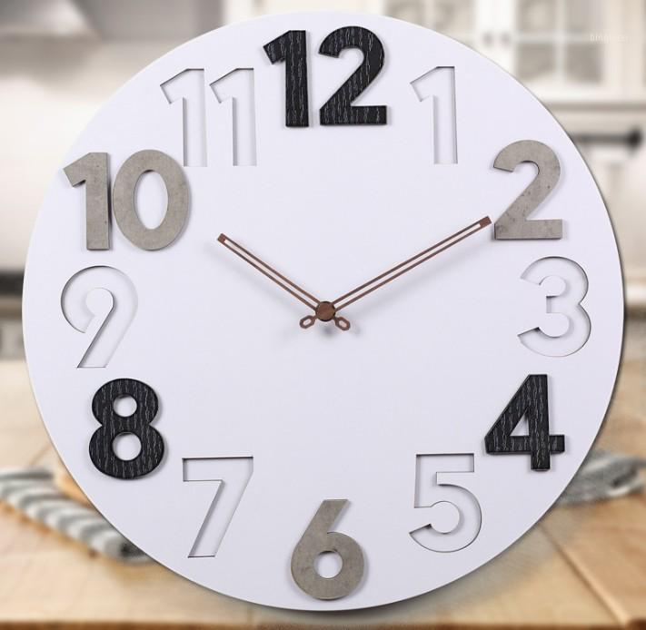 12 inch creative wooden wall clock Quiet fashion bedroom living room decorative large wall clock retro round hanging clock1
12 inch creative wooden wall clock Quiet fashion bedroom living room decorative large wall clock retro round hanging clock1