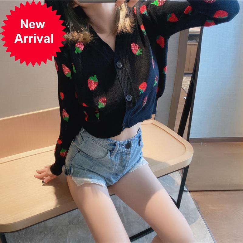 2021 New Clothes and Men's Wearing Sexy Black Strawberries with Decont on v Long Sleeve Sleeves Sleeved Single Shirt Breasted Coat Gu0a, Beige
2021 New Clothes and Men's Wearing Sexy Black Strawberries with Decont on v Long Sleeve Sleeves Sleeved Single Shirt Breasted Coat Gu0a, Beige