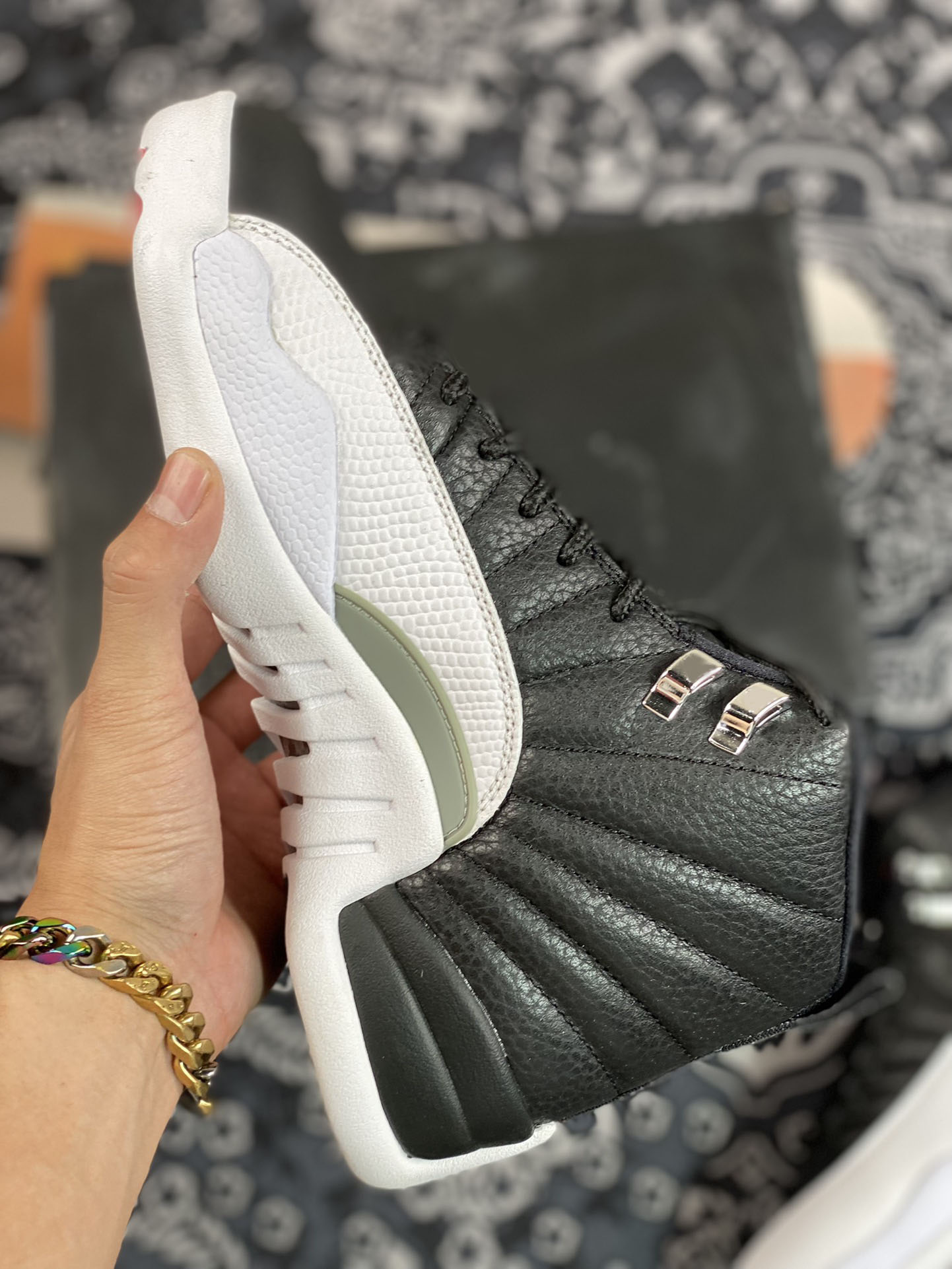 2022 Authentic 12 Playoffs Basketball Shoes Real Carbon Fiber Royalty Hyper Royal Black Varsity Red White 12S Retro Men Sports Sneakers, Customize
2022 Authentic 12 Playoffs Basketball Shoes Real Carbon Fiber Royalty Hyper Royal Black Varsity Red White 12S Retro Men Sports Sneakers, Customize