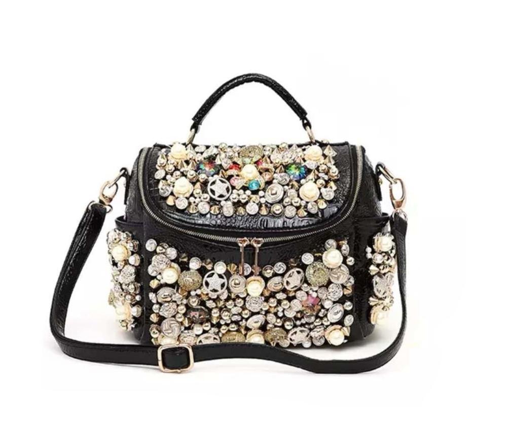 2020 new pearl purse strass standard crocodile luxury rivet ladies shoulder great skill messenger bag, Black
2020 new pearl purse strass standard crocodile luxury rivet ladies shoulder great skill messenger bag, Black